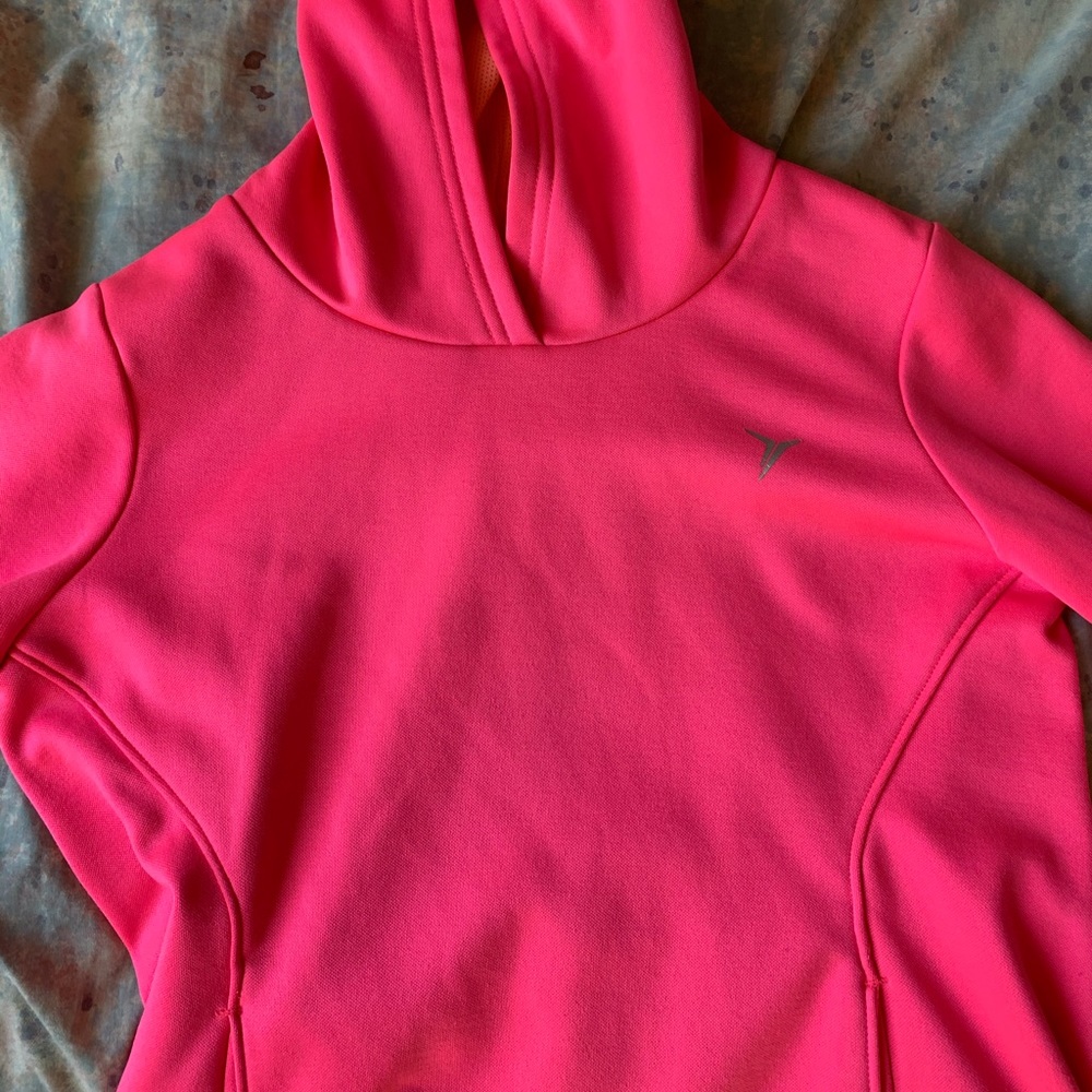 Pink sweater - Picture 1 of 4